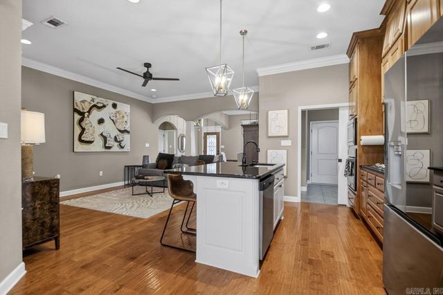 9216 Meadow Gardens Circle, Sherwood, AR 72120