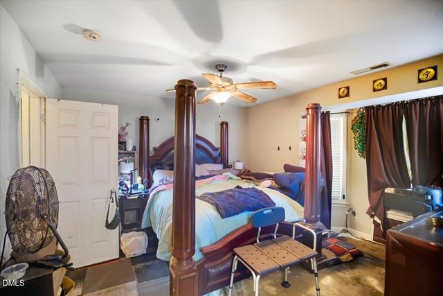 130 Stillmeadow Drive, Louisburg, NC 27549