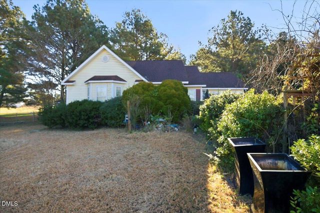 130 Stillmeadow Drive, Louisburg, NC 27549