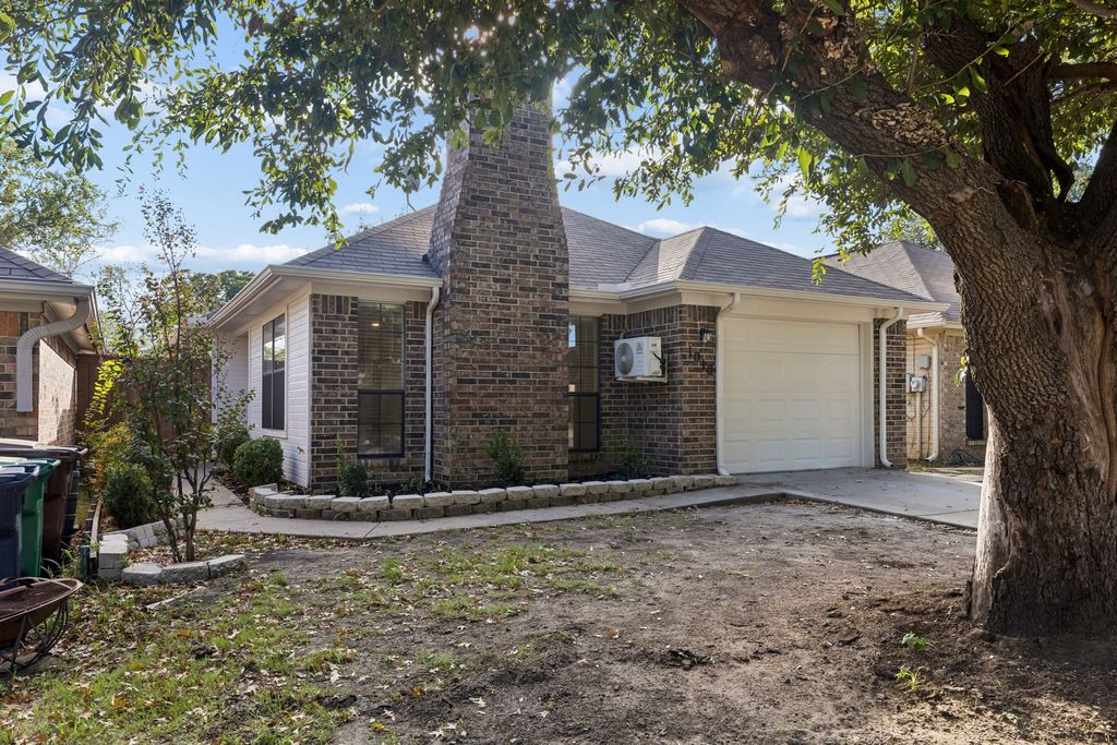 1010 Bull Run, Denton, TX 76209 — photo 2