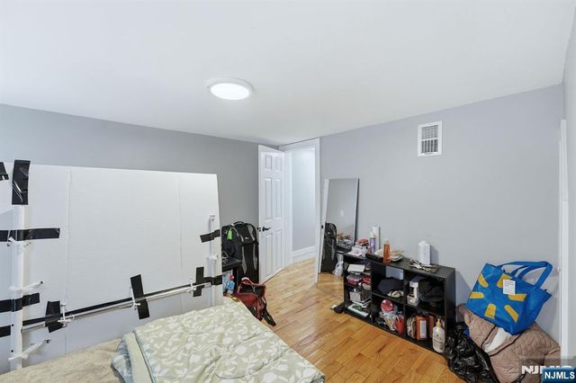 68 Kearny Street, Newark, NJ 07104