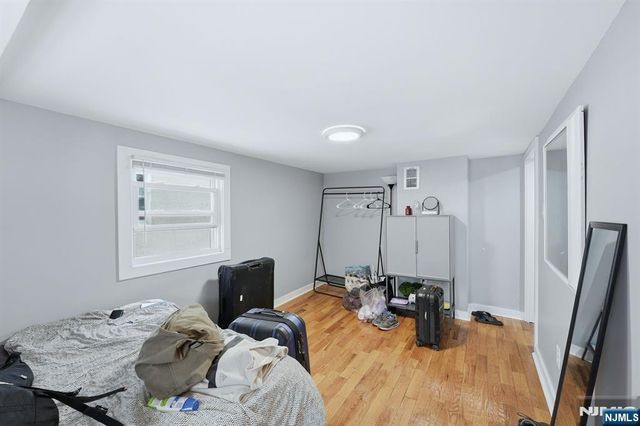 68 Kearny Street, Newark, NJ 07104