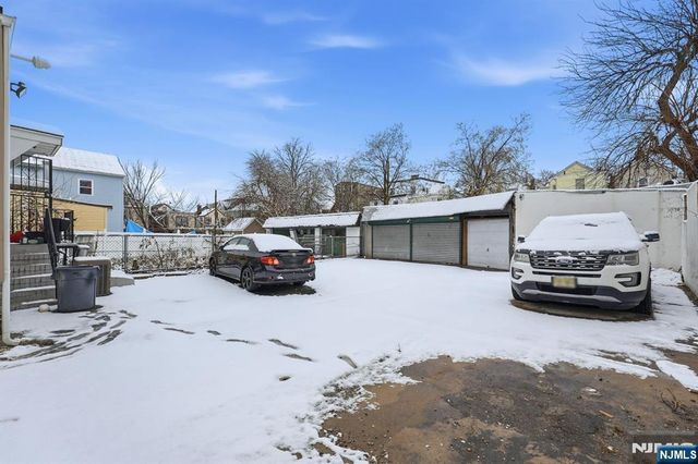 68 Kearny Street, Newark, NJ 07104