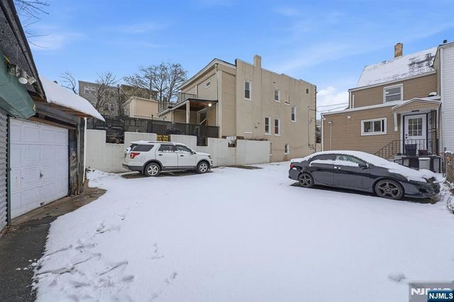 68 Kearny Street, Newark, NJ 07104