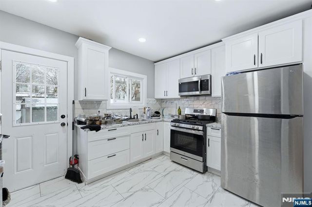 68 Kearny Street, Newark, NJ 07104