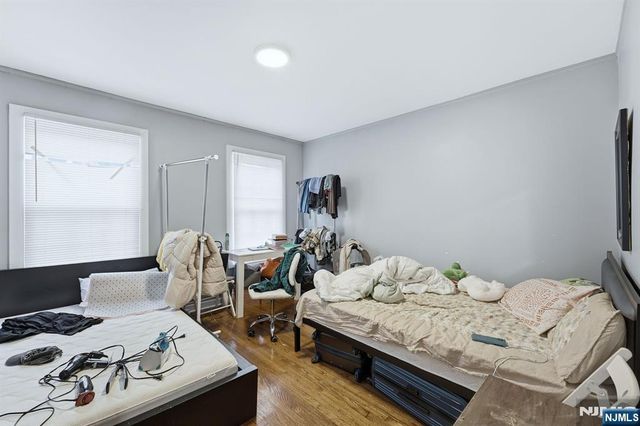 68 Kearny Street, Newark, NJ 07104