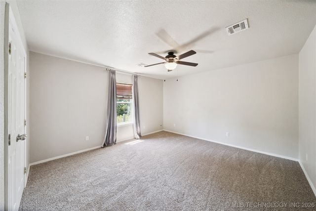 11822 S Rawhide Road E, Claremore, OK 74017