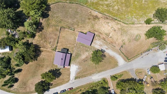 11822 S Rawhide Road E, Claremore, OK 74017