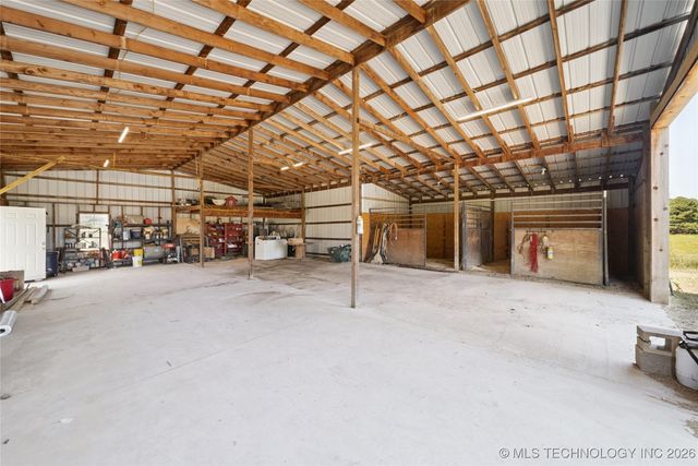 11822 S Rawhide Road E, Claremore, OK 74017