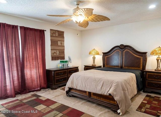 2070 S Courtenay Parkway, Merritt Island, FL 32952