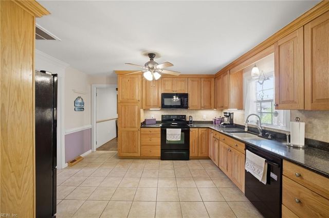 105 Conference CT, Virginia Beach, VA 23462