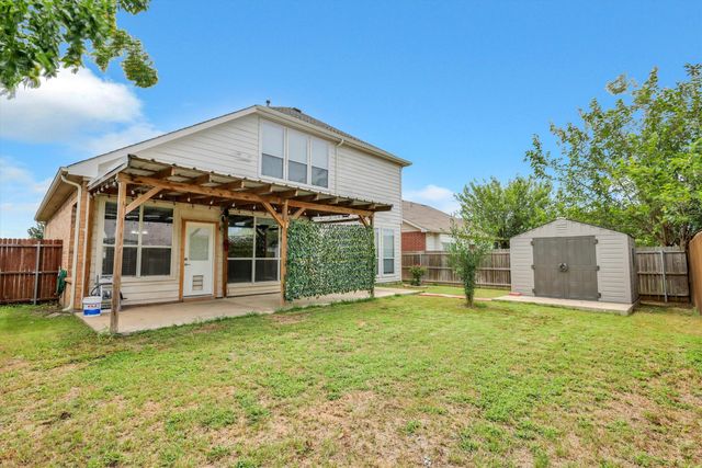 6113 Farrah Drive, Fort Worth, TX 76131