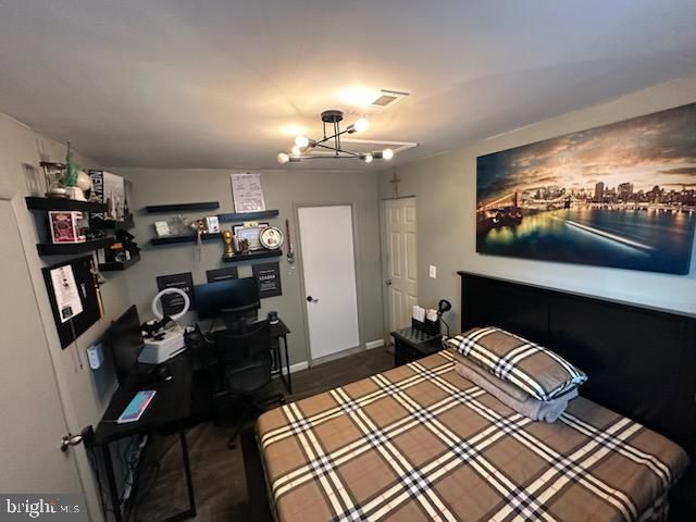 204 W SKEET CIR W, Bear, DE 19701