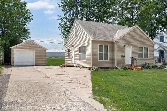 221 E Park Street, Owatonna, MN 55060