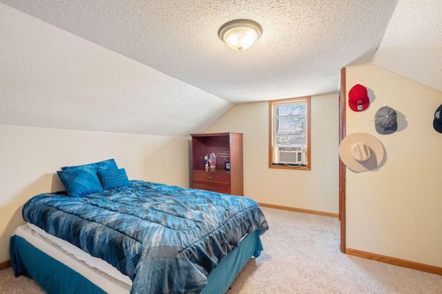 221 E Park Street, Owatonna, MN 55060