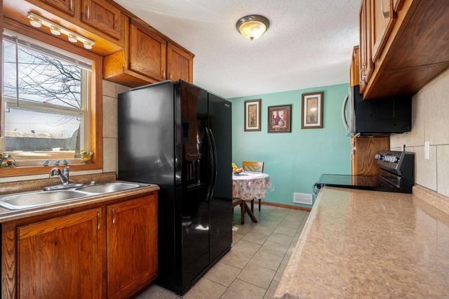 221 E Park Street, Owatonna, MN 55060