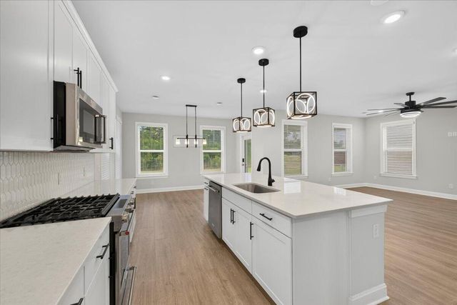 199 Wappoo Trace Lane, Summerville, SC 29486