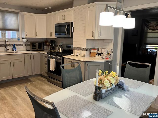 31 Miller Avenue, Elmwood Park, NJ 07407
