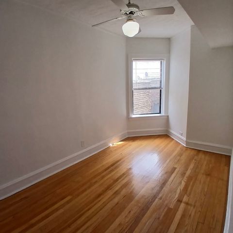 4810 W Armitage Avenue 3R, Chicago, IL 60639