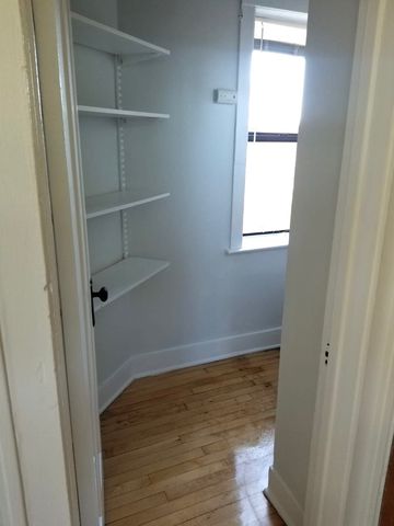 4810 W Armitage Avenue 3R, Chicago, IL 60639