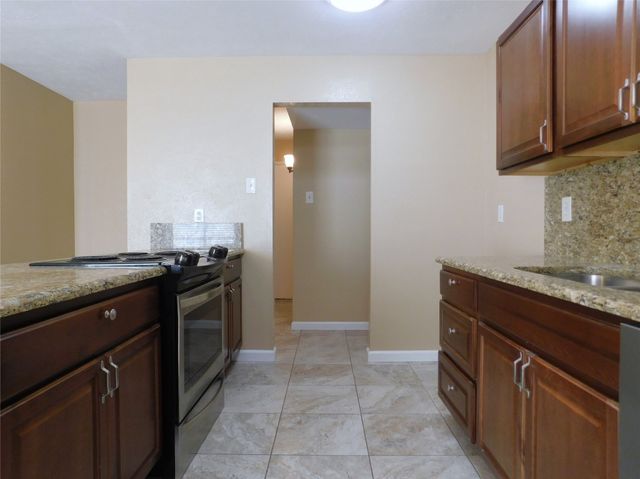 5236 Nash Drive, The Colony, TX 75056