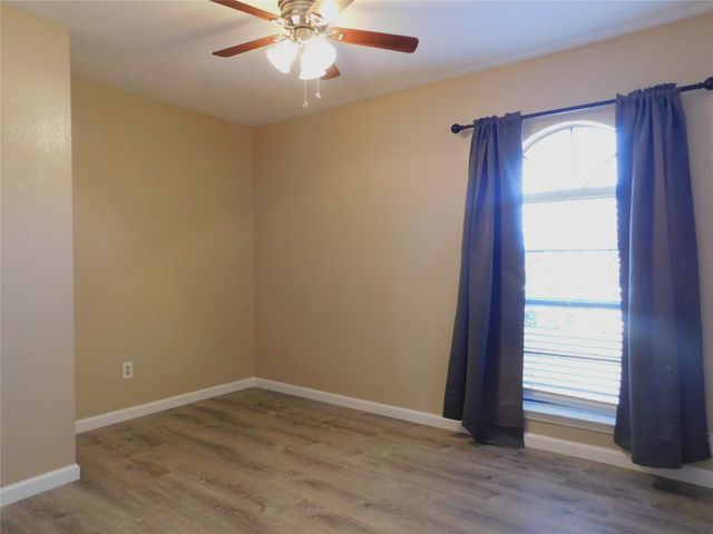 5236 Nash Drive, The Colony, TX 75056