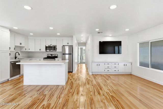 15750 Arroyo Drive 62, Moorpark, CA 93021