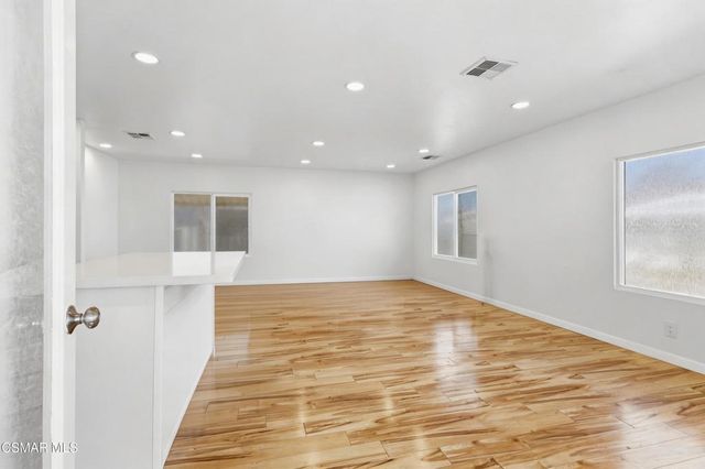 15750 Arroyo Drive 62, Moorpark, CA 93021