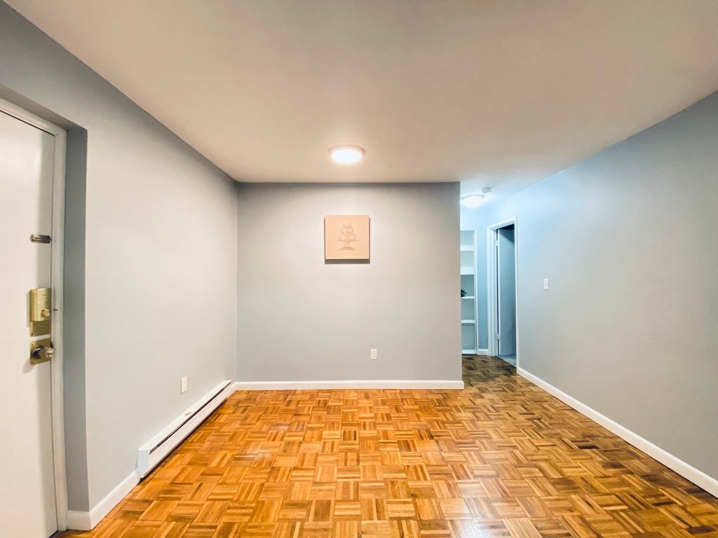 7 Weld St. 45, Framingham, MA 01702