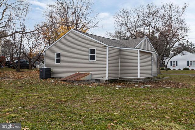 22 ASPEN DR, Pennsville, NJ 08070