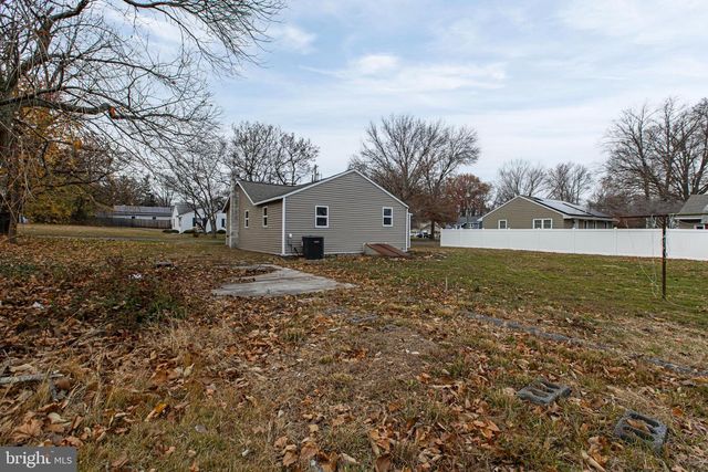 22 ASPEN DR, Pennsville, NJ 08070