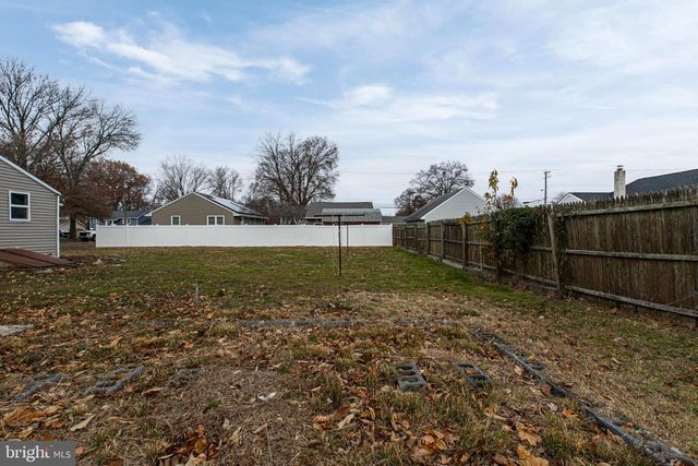 22 ASPEN DR, Pennsville, NJ 08070