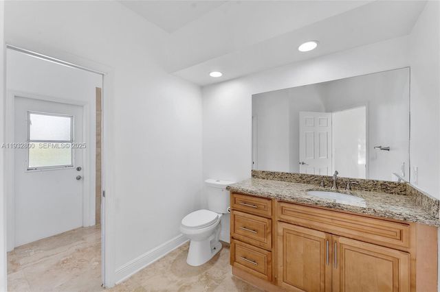 2667 Palmer Pl, Weston, FL 33332