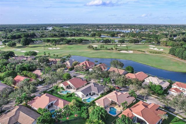 2667 Palmer Pl, Weston, FL 33332