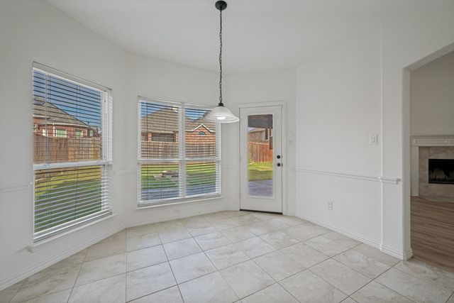 233 Chappellet Street, Kennedale, TX 76060