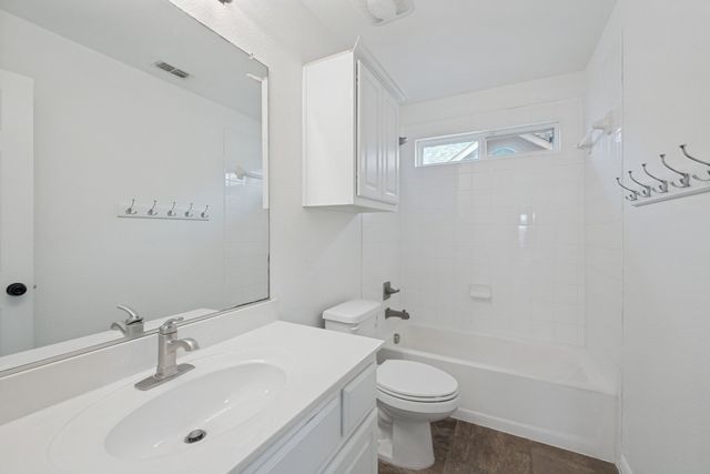 233 Chappellet Street, Kennedale, TX 76060