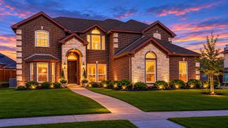 233 Chappellet Street, Kennedale, TX 76060
