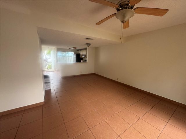2845 NE 15th St, Pompano Beach, FL 33062