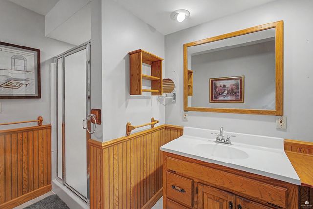2001 Casement Road, Manhattan, KS 66502