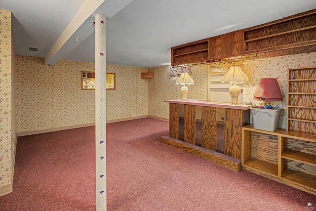 2001 Casement Road, Manhattan, KS 66502