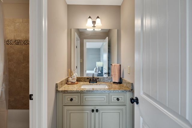12877 SHANE HOLLOW DR, Arlington, TN 38002