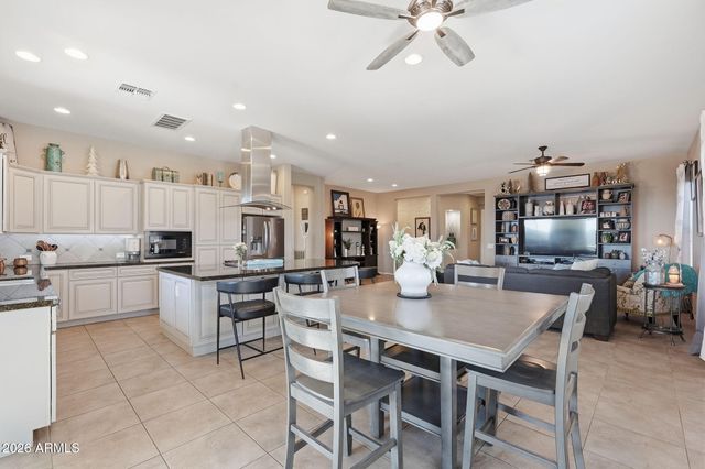 35818 N POMELO Trail, Queen Creek, AZ 85140