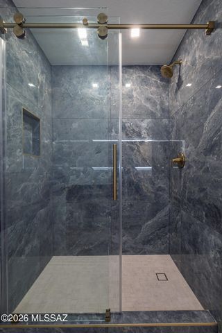 6990 N Paloma Drive, Tucson, AZ 85704