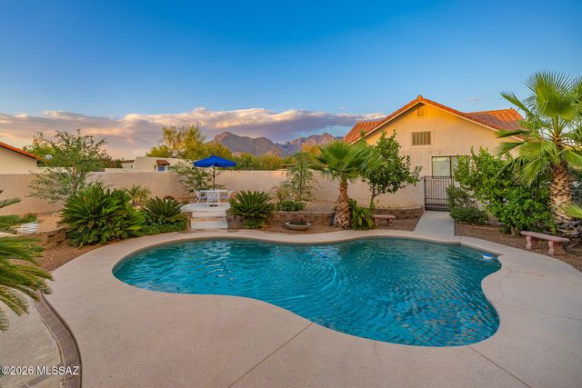 6990 N Paloma Drive, Tucson, AZ 85704