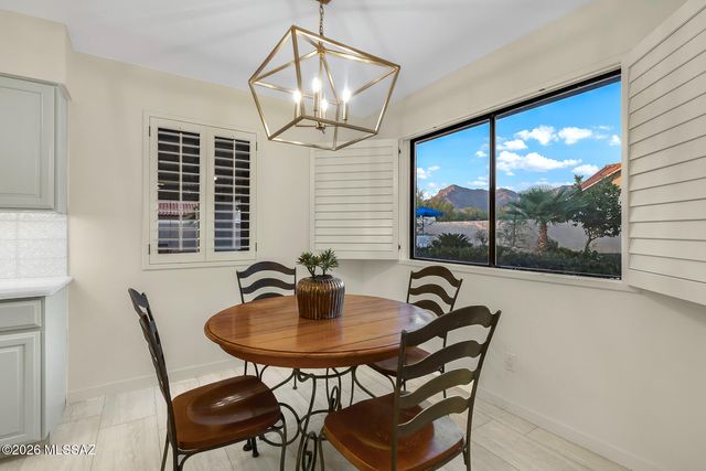 6990 N Paloma Drive, Tucson, AZ 85704