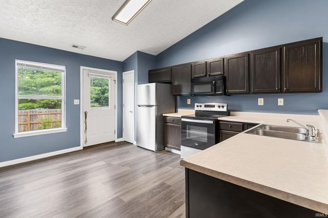 1816 Starks Circle, Lafayette, IN 47909