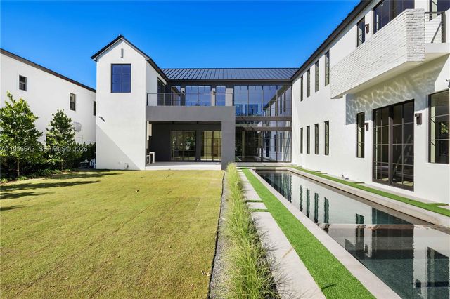 7401 SW 54th Ave, Miami, FL 33143