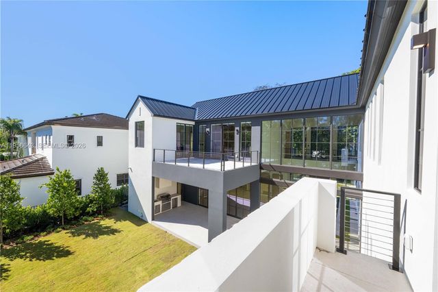 7401 SW 54th Ave, Miami, FL 33143