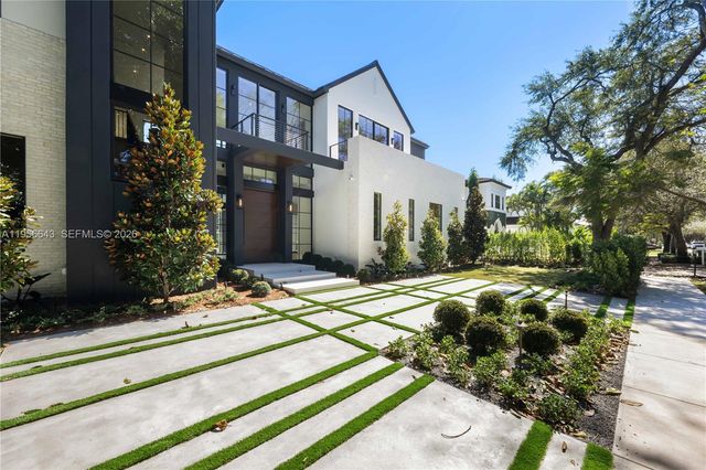 7401 SW 54th Ave, Miami, FL 33143