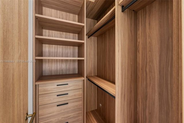 7401 SW 54th Ave, Miami, FL 33143